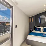 The Private Airport 3*
