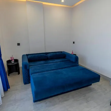 호텔 The Private Airport 3*